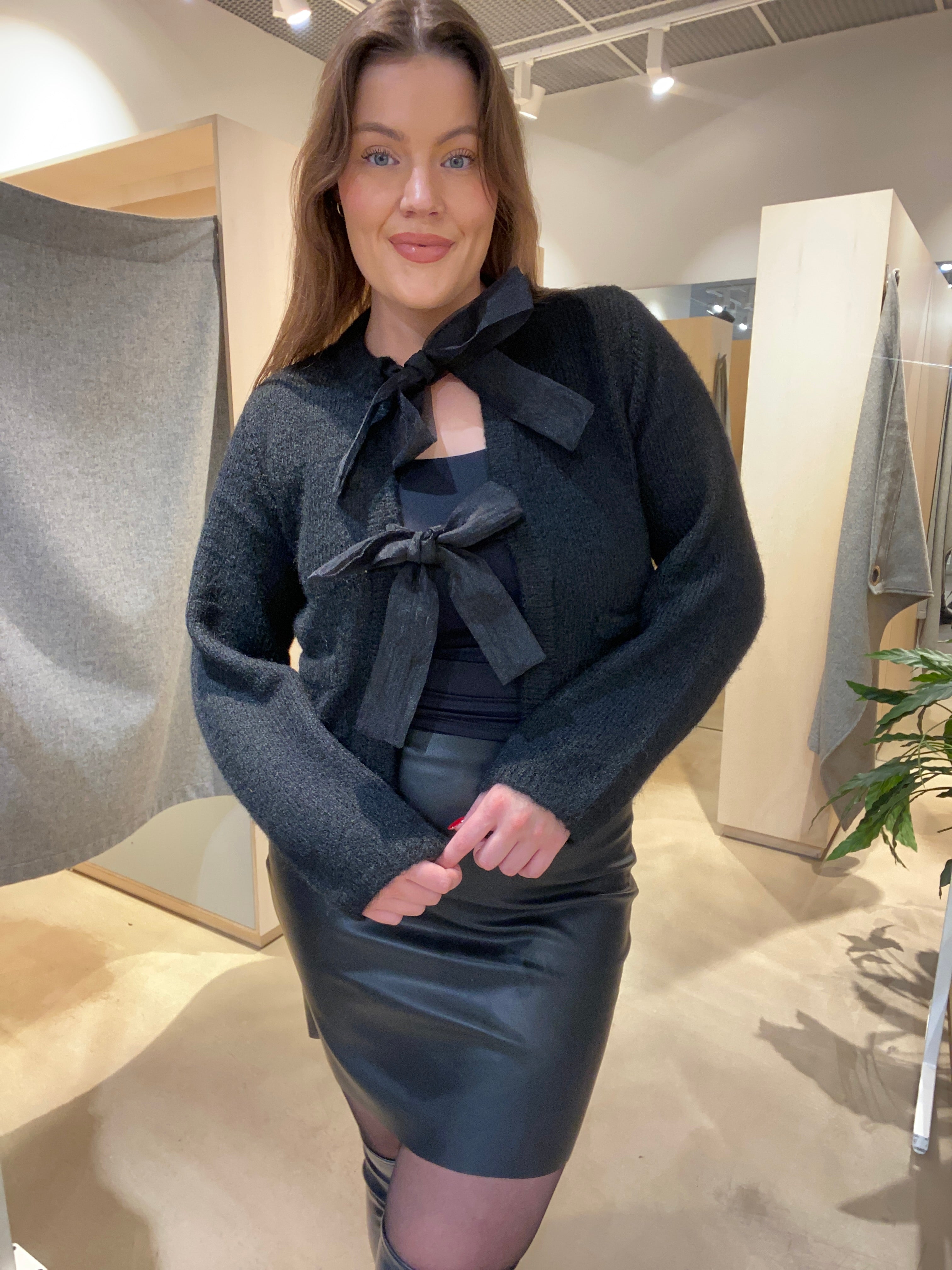 OBJSAGGIA Knit Cardigan - Black